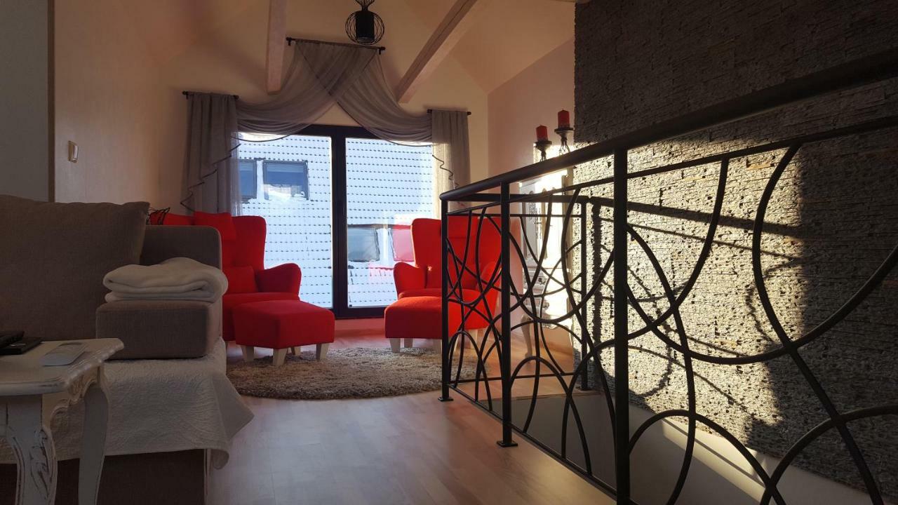 Kuninga 24 Apartment Parnu Bagian luar foto