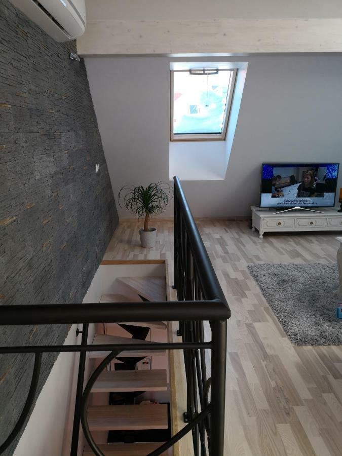Kuninga 24 Apartment Parnu Bagian luar foto